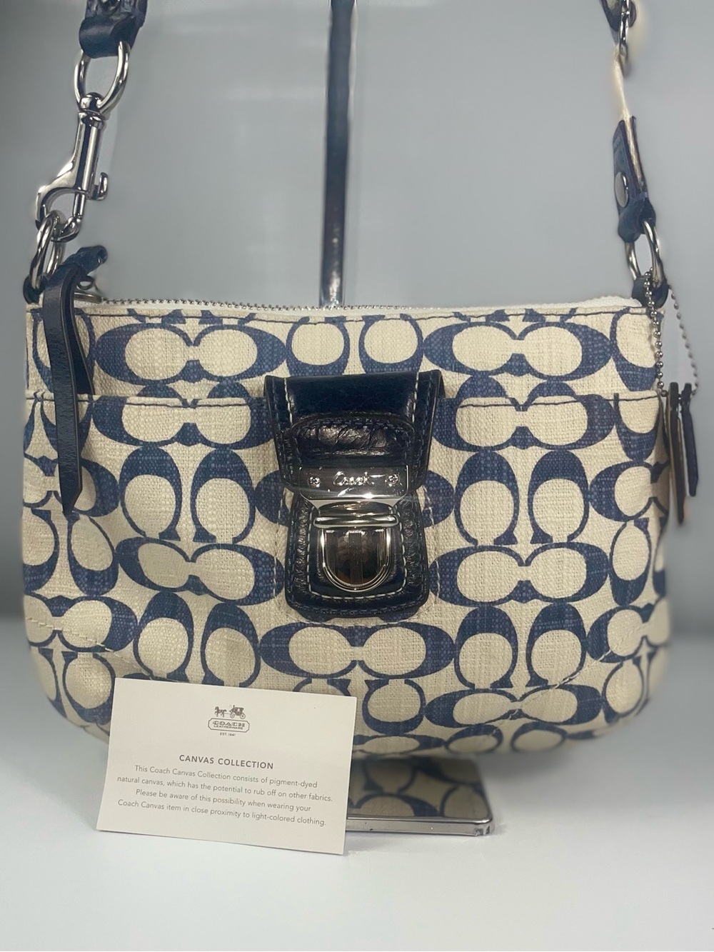 Coach Poppy Signature Canvas Swingpack-COA Y2K